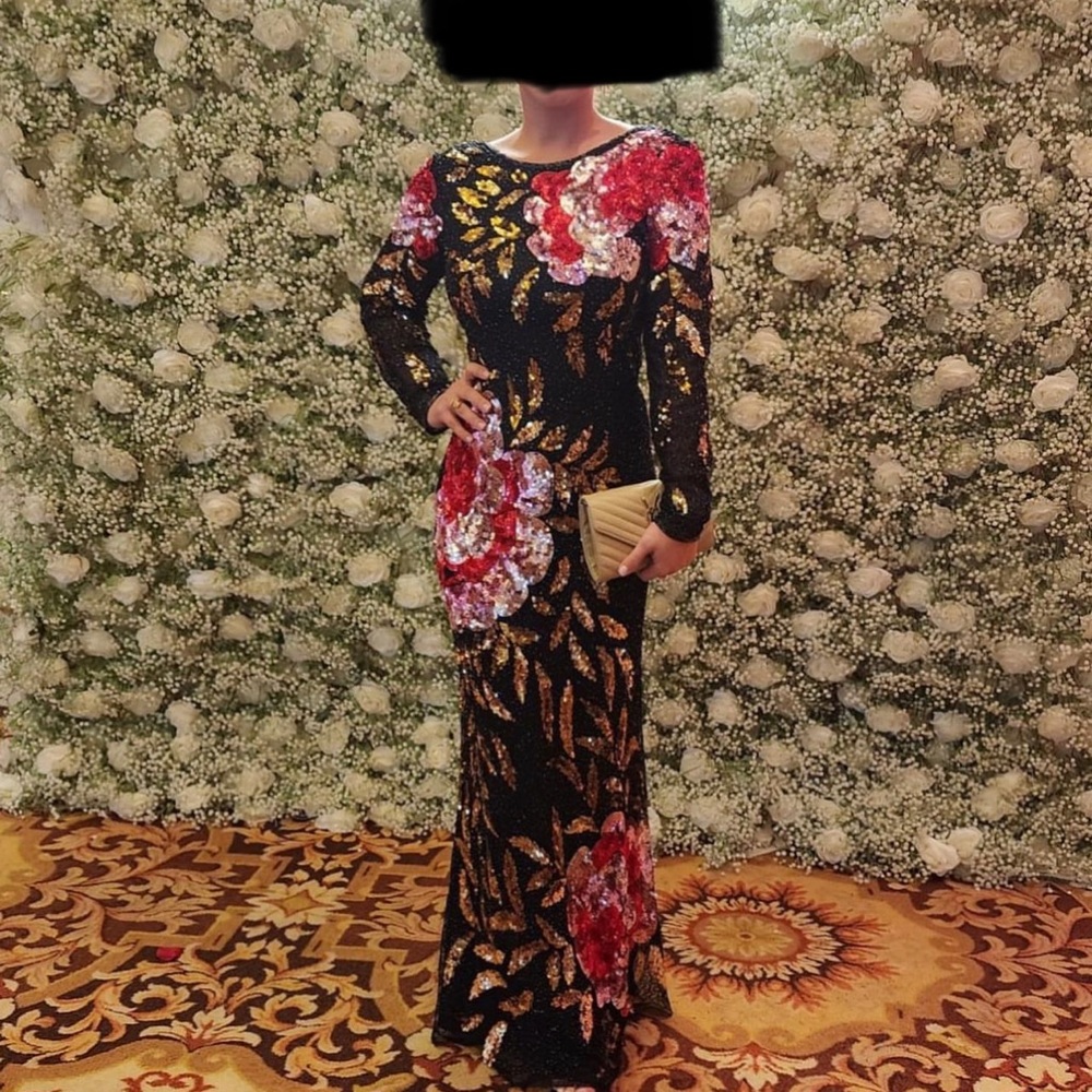 Mac Duggal Gown. Size 4. Hemmed for 5’3 height.